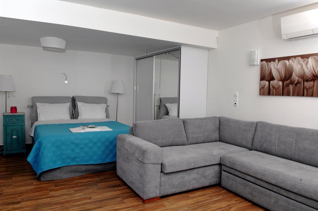 Kalamata Suites By 'Elite' Экстерьер фото